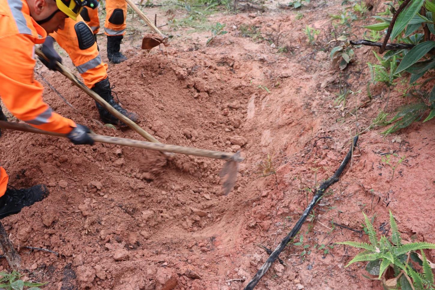 Corpo é encontrado enterrado próximo ao campo do São Cristóvão em Entre Rios de Minas