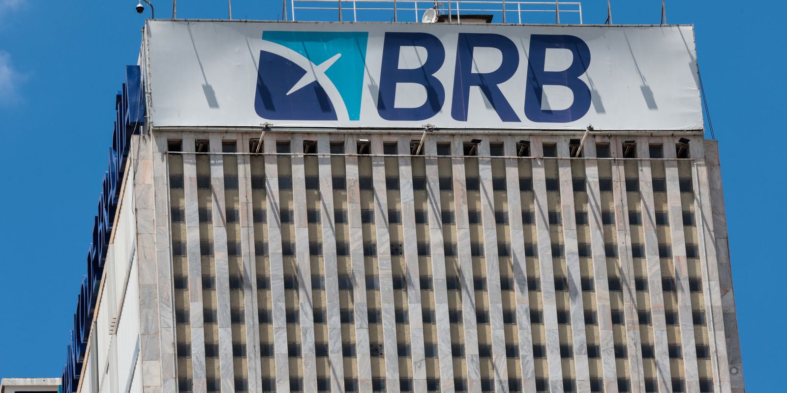 Diretor jurídico do BRB renuncia em meio a investigações sobre o Banco Master