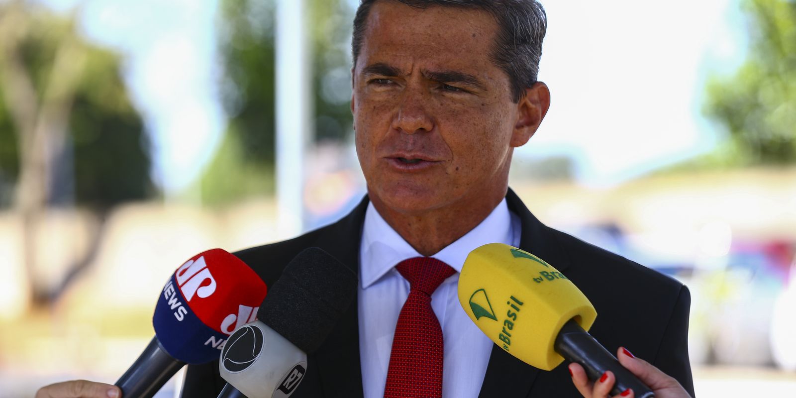Exército comunica ao STF que general preso preenche requisitos para visita íntima, mas há impedimento militar