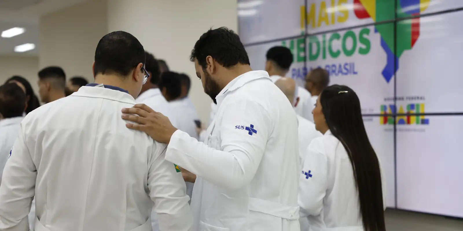 Instituições de medicina podem aderir ao Bolsa Permanência até sexta-feira