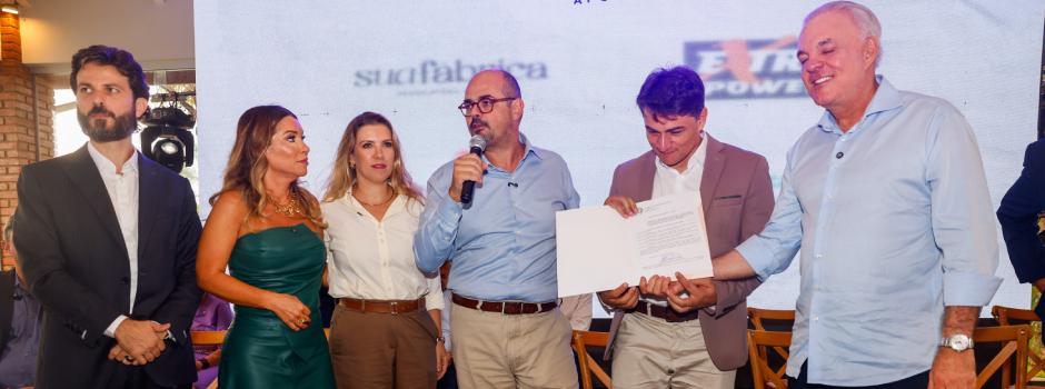 Governo de Minas amplia rede de saúde no Triângulo Mineiro com novas unidades e veículos