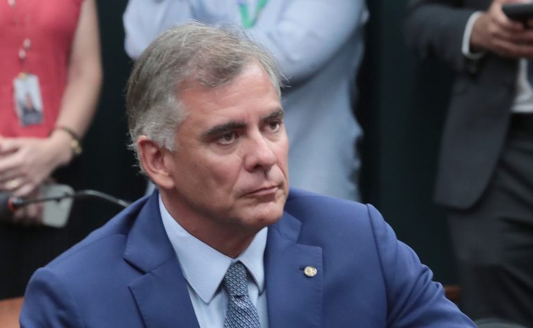 Leur Lomanto Júnior assume a presidência da Comissão de Constituição e Justiça da Câmara