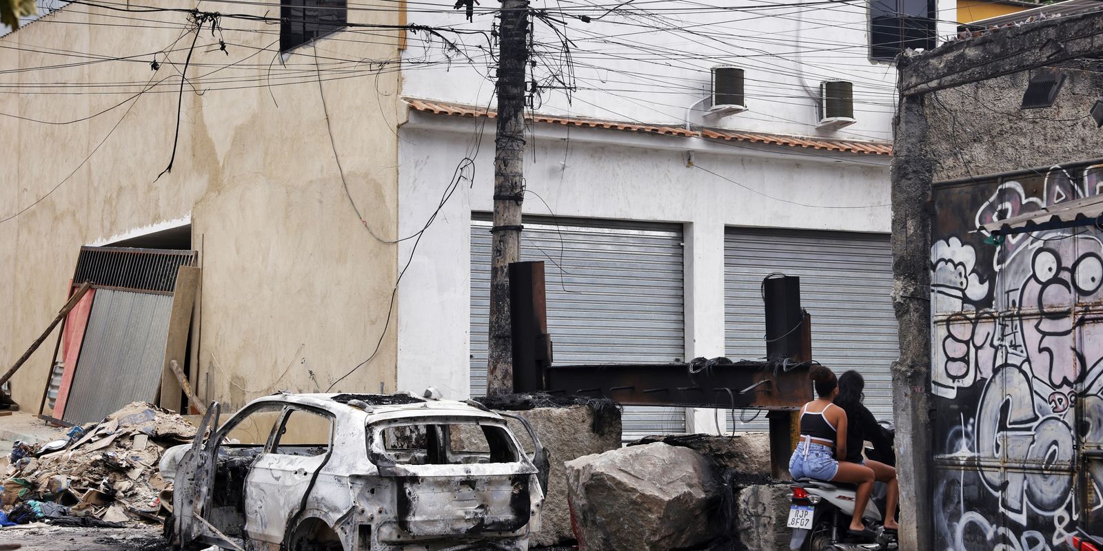 Moraes determina envio de imagens da Operação Contenção à Polícia Federal pelo governo do Rio