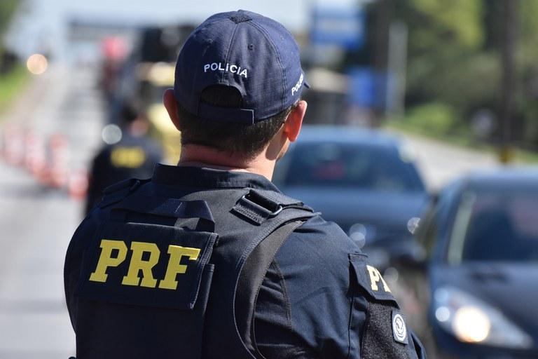 PRF registra 22 mortes e mais de 11 mil flagrantes de excesso de velocidade durante o Carnaval nas rodovias de MG