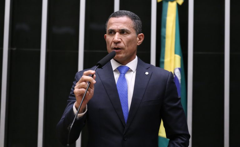 Projeto propõe restrições à prisão preventiva de agentes de segurança em serviço