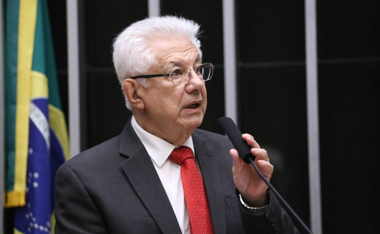 Representação brasileira no Parlasul avalia acordo entre União Europeia e Mercosul nesta terça-feira