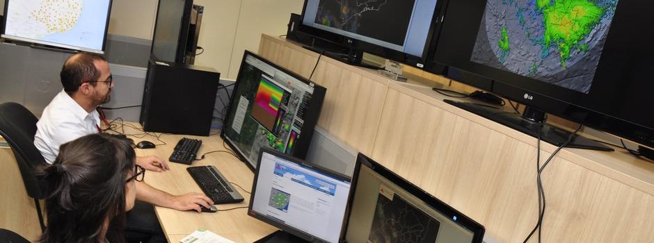 Sala de Situação do Igam reforça monitoramento contra eventos climáticos extremos em Minas Gerais