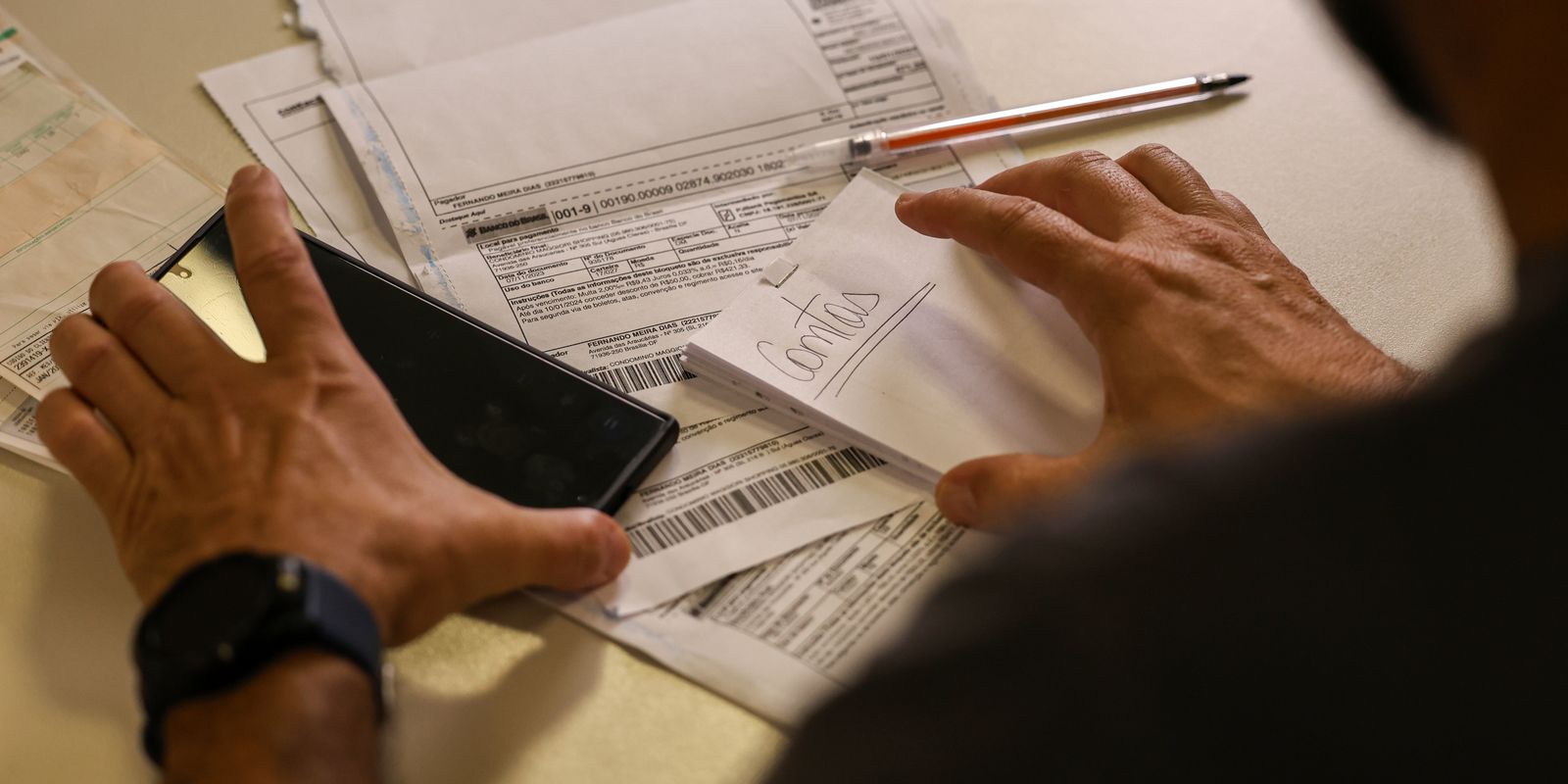 Novo salário mínimo de R$ 1.621 entra em vigor nesta segunda-feira