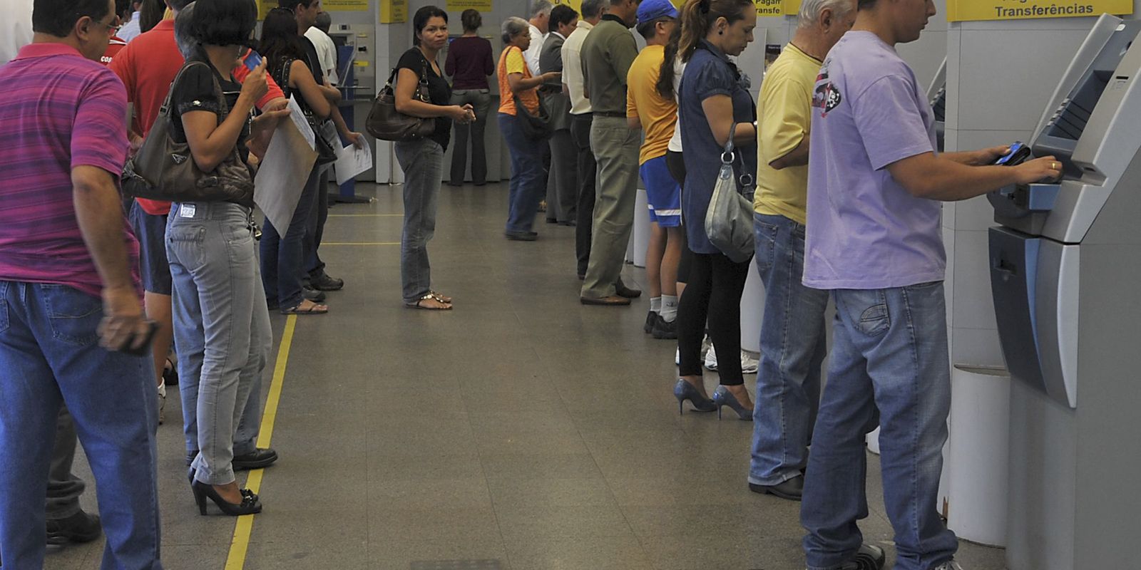 Como verificar a saúde financeira de seu banco: um guia para investidores e consumidores