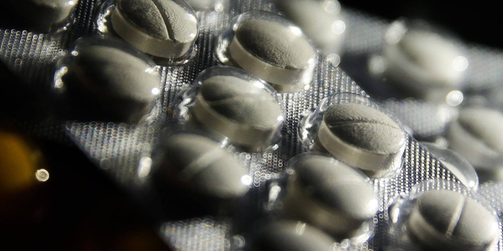 Câmara dos Deputados aprova diretrizes para a venda de medicamentos em supermercados