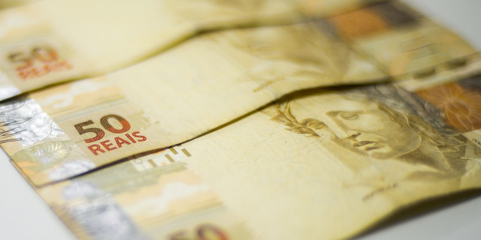 Precatórios elevam déficit primário previsto para R$ 59,8 bilhões
