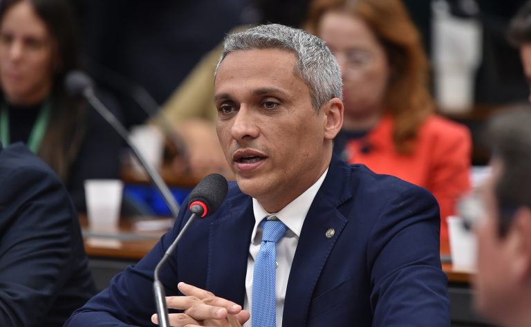 Comissão aprova certidão digital para comprovar serviço militar obrigatório