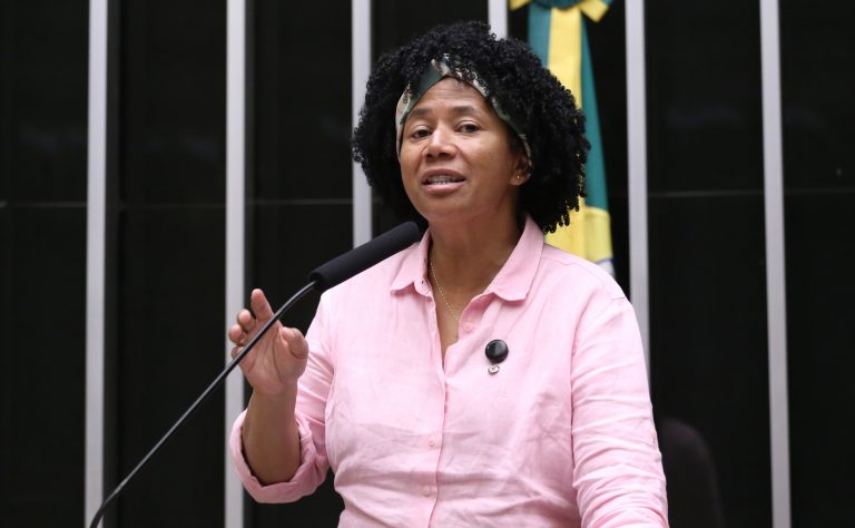 Comissão de Saúde da Câmara aprova cadastro no SUS para mulheres vulneráveis com risco de câncer