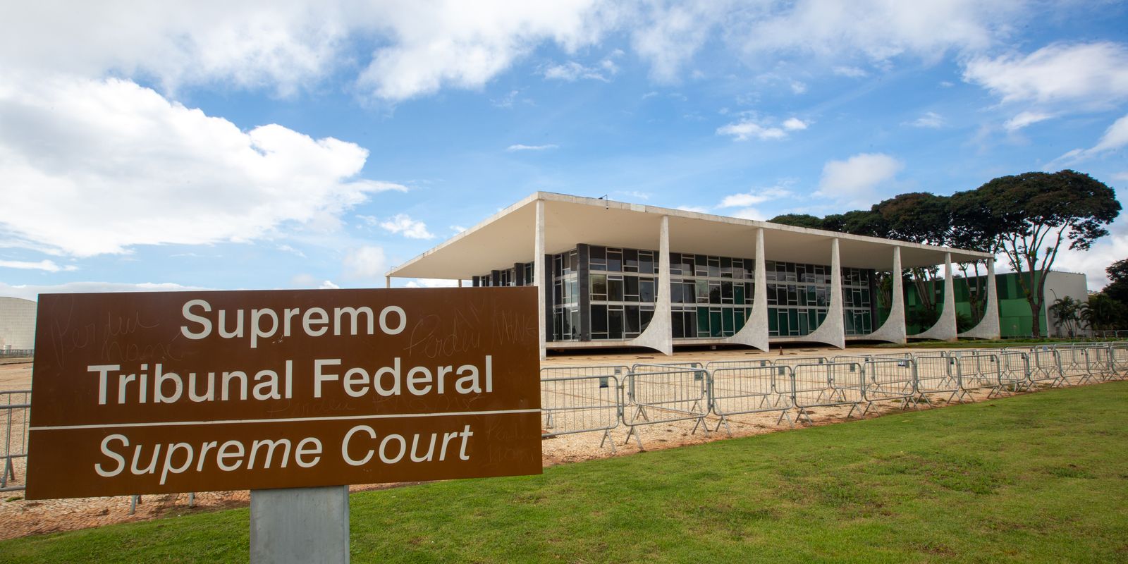 Supremo Tribunal Federal autoriza adicionais que elevam salários a até 70% acima do teto