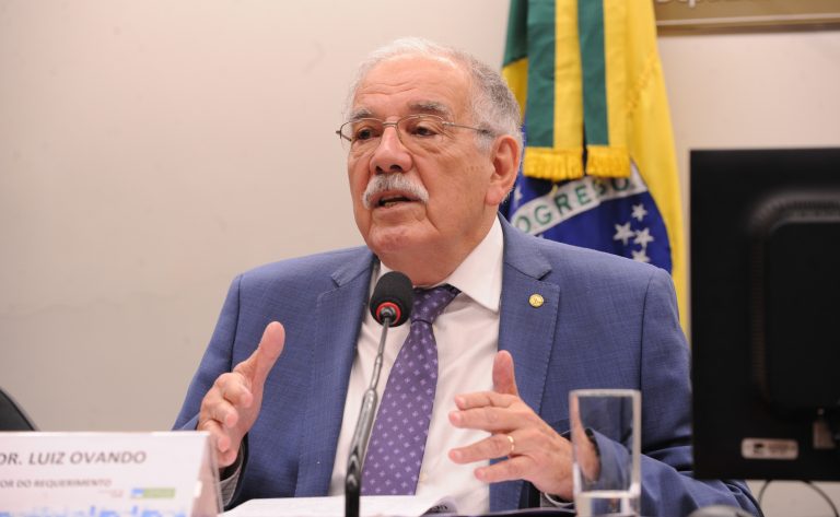 Profissionais da saúde veem clínica médica como pilar para otimizar o SUS