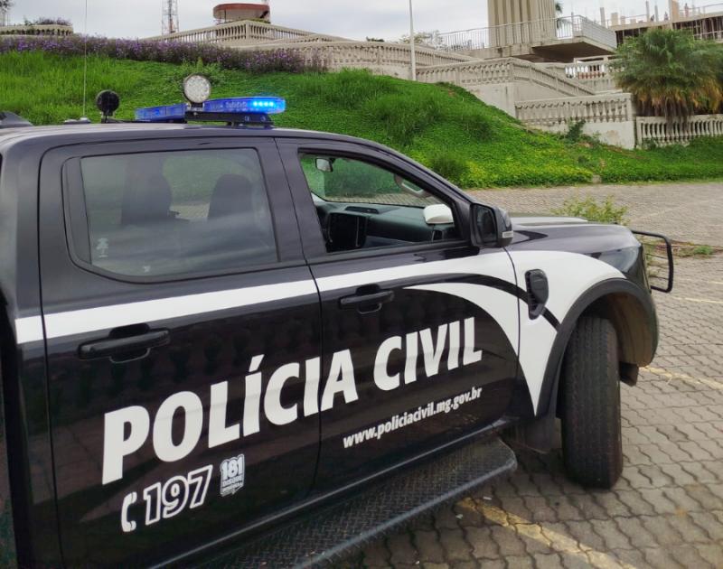 Mulher é presa por matar o marido com marteladas em 2015