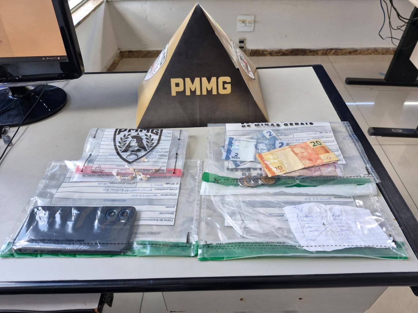 PM registra prisões por tráfico e captura de foragidos em Barbacena