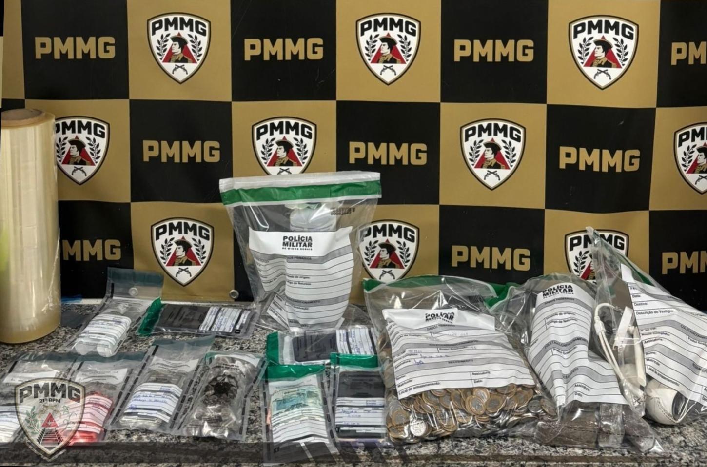 ​Polícia Militar realiza prisões por mandado em aberto e tráfico de drogas na região