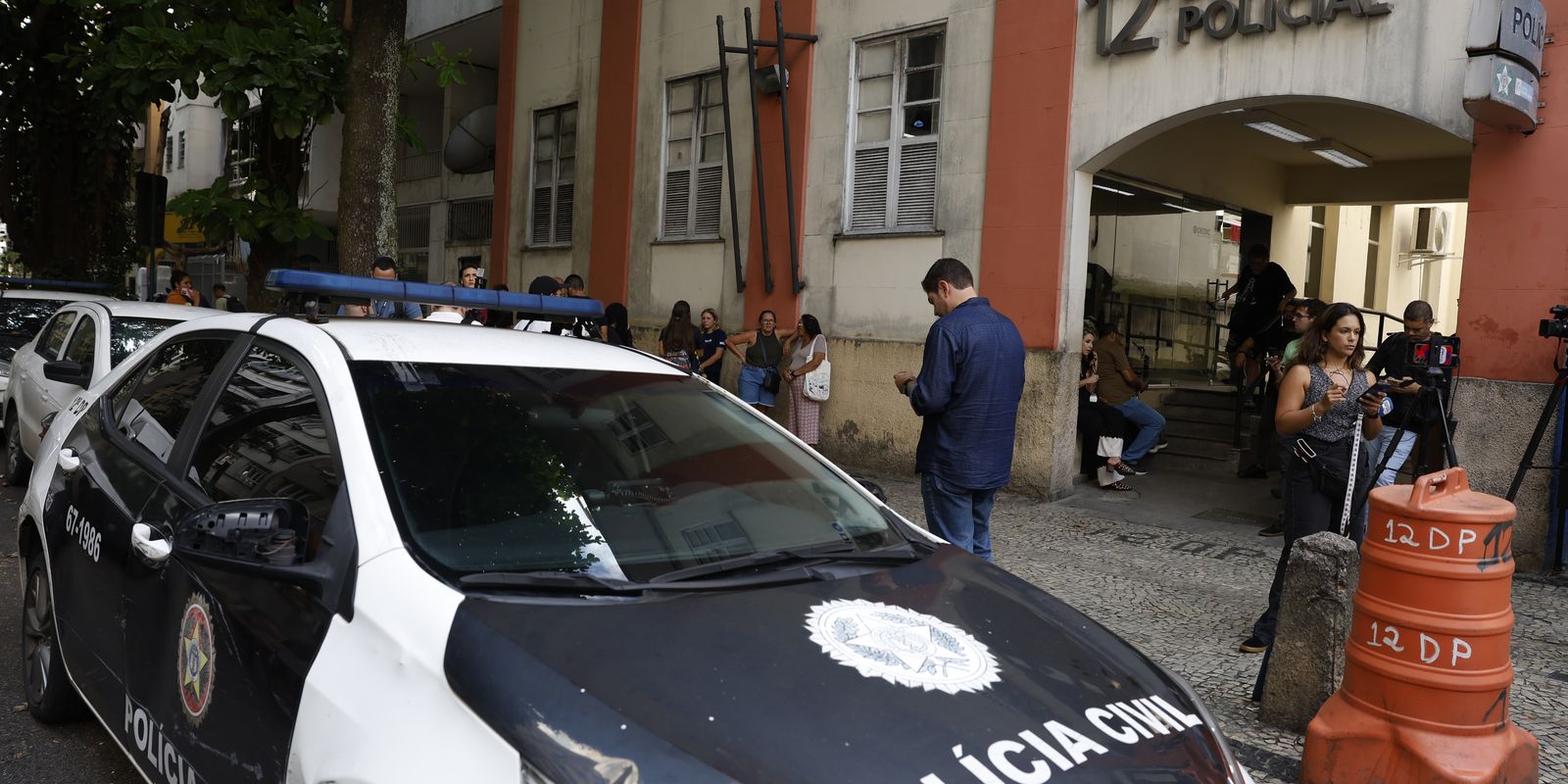 Terceiro envolvido em estupro coletivo de adolescente se entrega à polícia