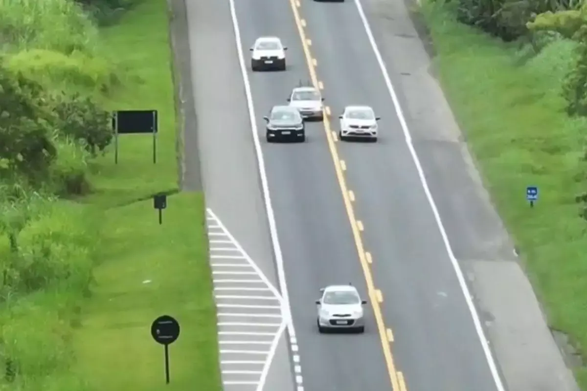 Polícia Rodoviária flagra 34 ultrapassagens proibidas com uso de drones em rodovias