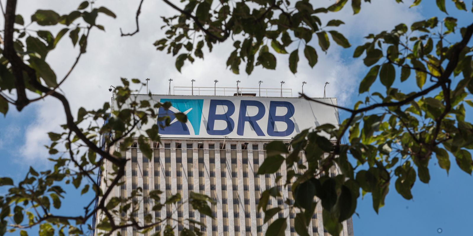 Prazo para o BRB divulgar balanço expira nesta terça-feira (31)