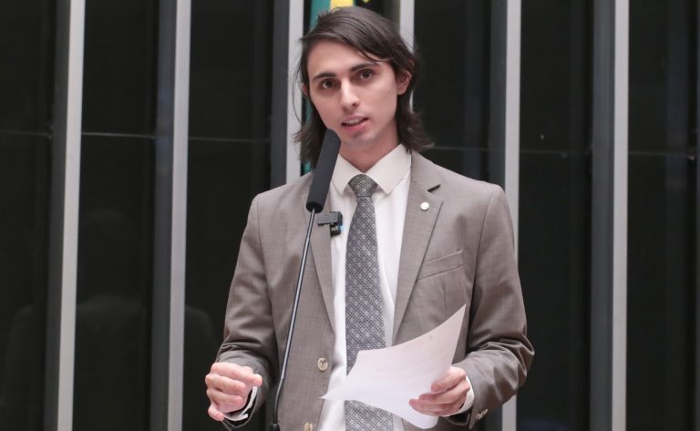 Câmara dos Deputados analisa projeto para ampliar prisão preventiva em violência doméstica