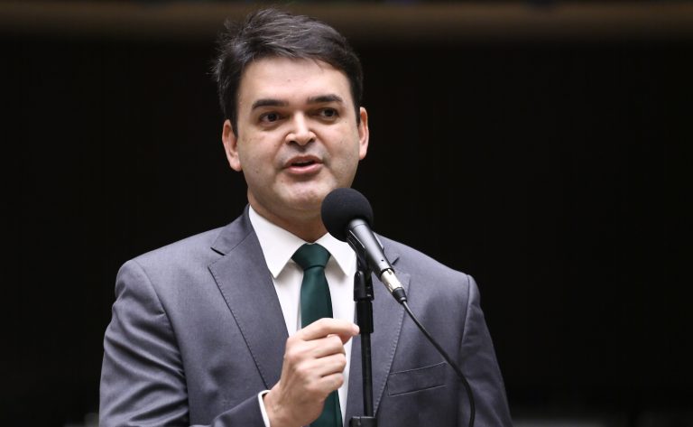 Proposta define novas diretrizes para visitas de autoridades a detentos