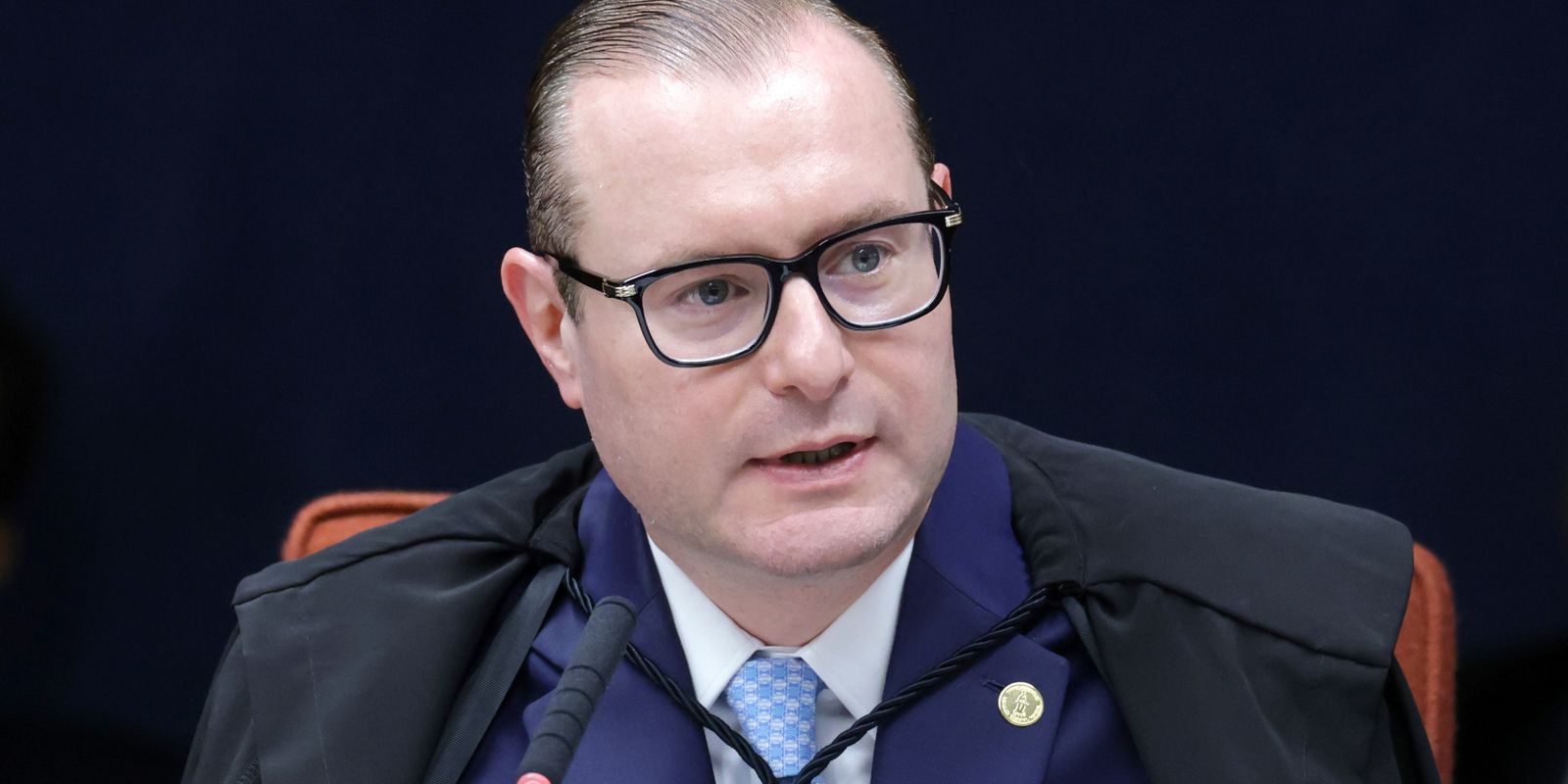 Ministro Zanin, do STF, suspende eleição indireta para o governo do Rio