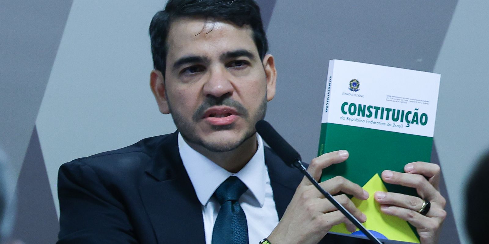 Comissão de Constituição e Justiça do Senado aprova Jorge Messias para o STF