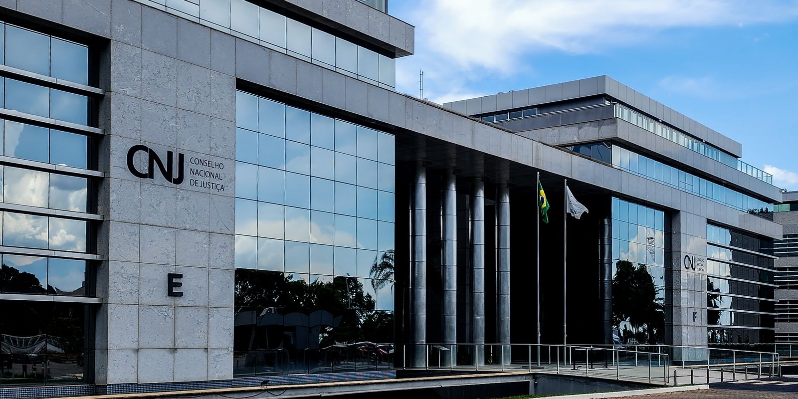 CNJ e CNMP validam adicionais para juízes e membros do MP, apesar de decisão do STF