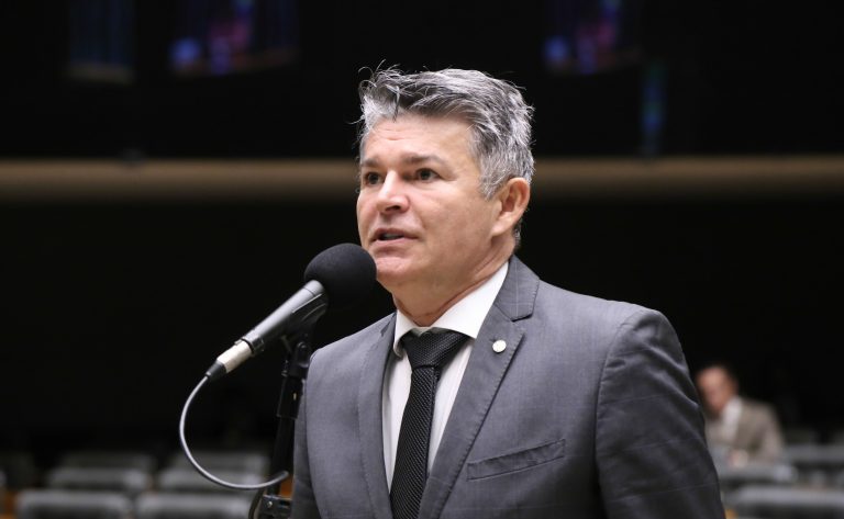 Comissão de Agricultura aprova impedimento de crédito rural a invasores de terra