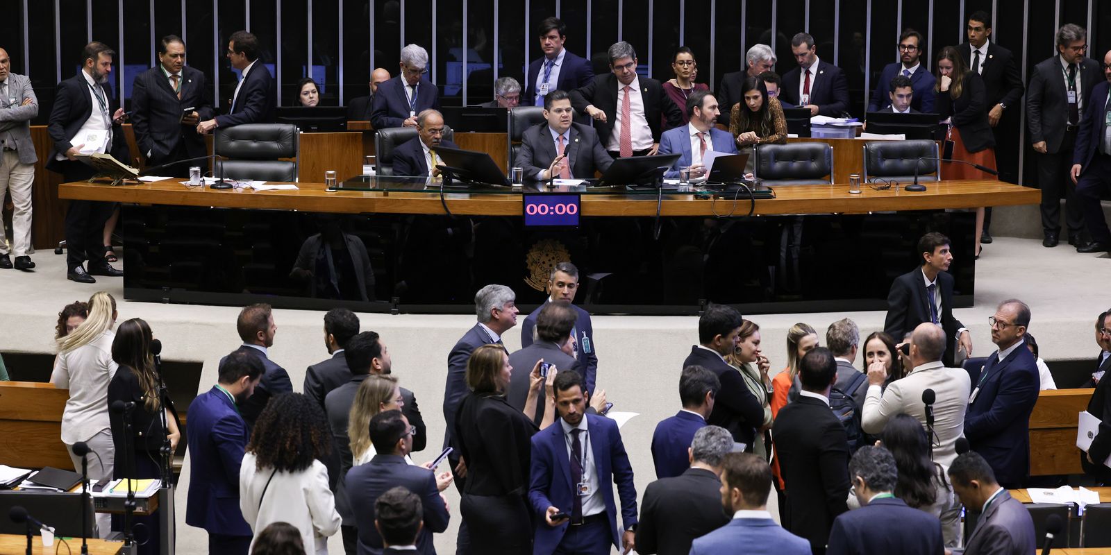 Congresso Nacional definirá em 30 de abril veto de Lula sobre PL da Dosimetria
