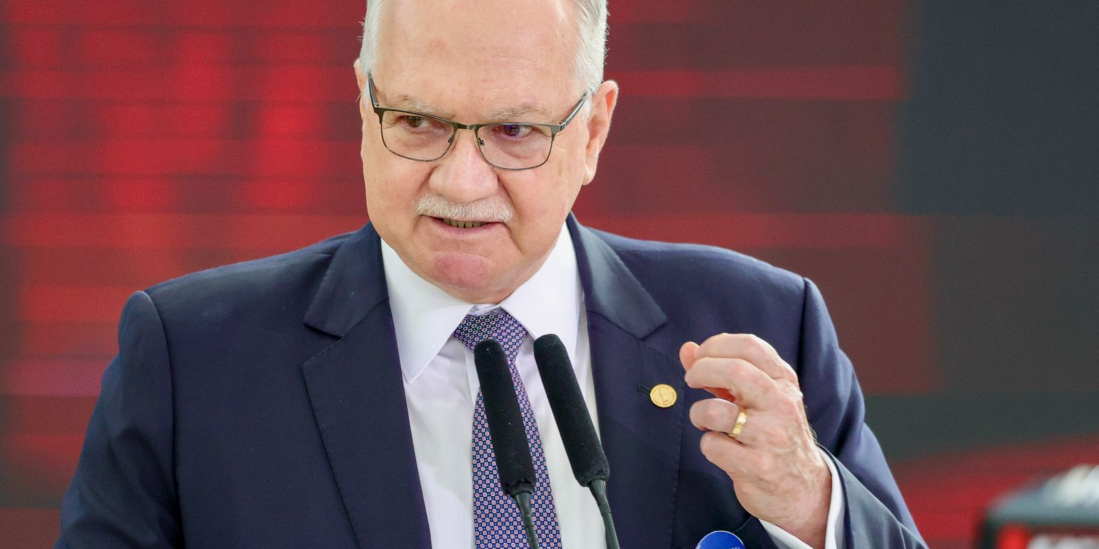 Edson Fachin respeita decisão do Senado sobre nome de Jorge Messias