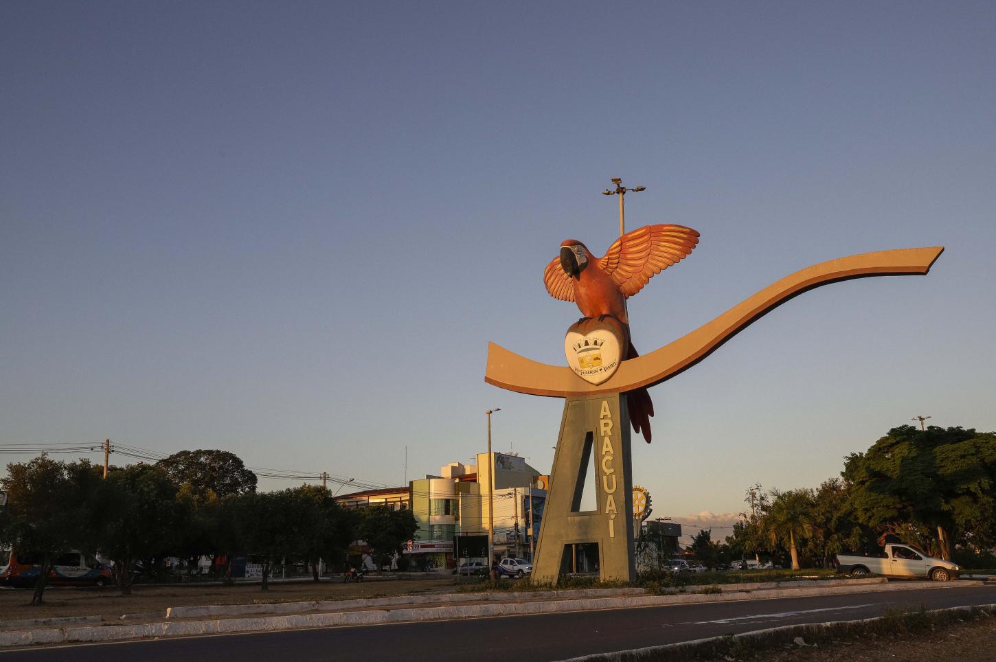 Governo de Minas anuncia investimento de R$ 17 milhões para reforma do aeroporto de Araçuaí