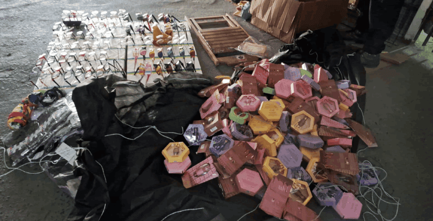 Mais de 400 produtos são retirados de circulação em ação da Operação Comércio Legal no Centro, em Juiz de Fora