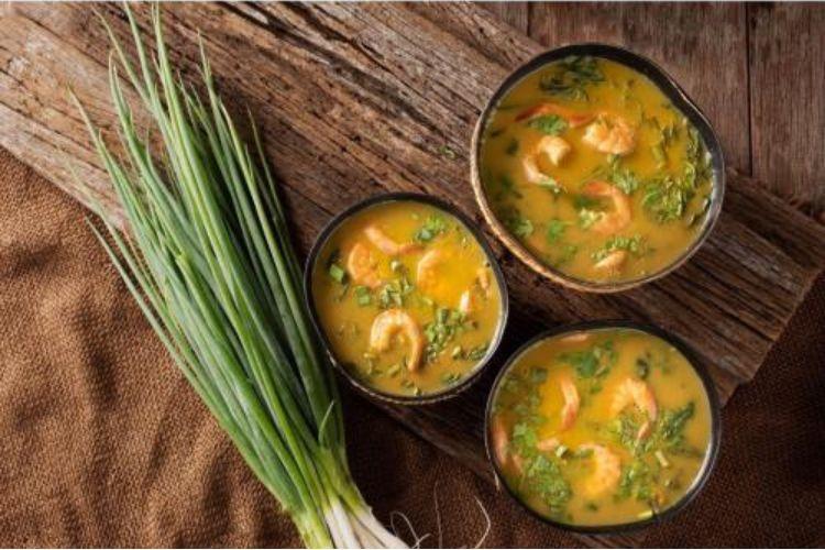 Mandioca se reinventa e ganha destaque em diferentes regiões do Brasil