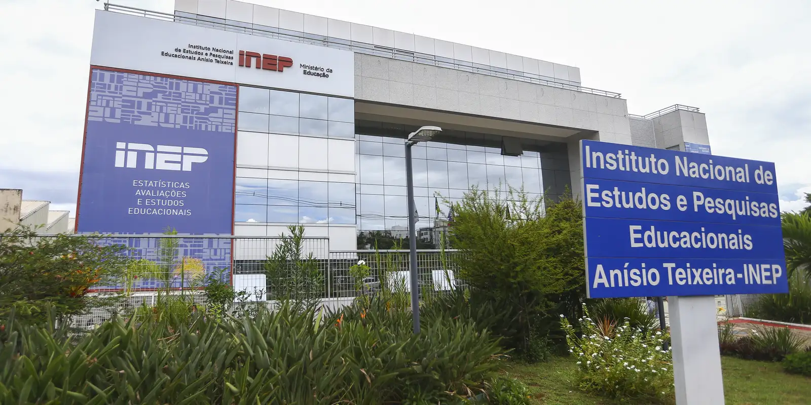 MEC estende prazo para solicitação de isenção da taxa do Enem 2026