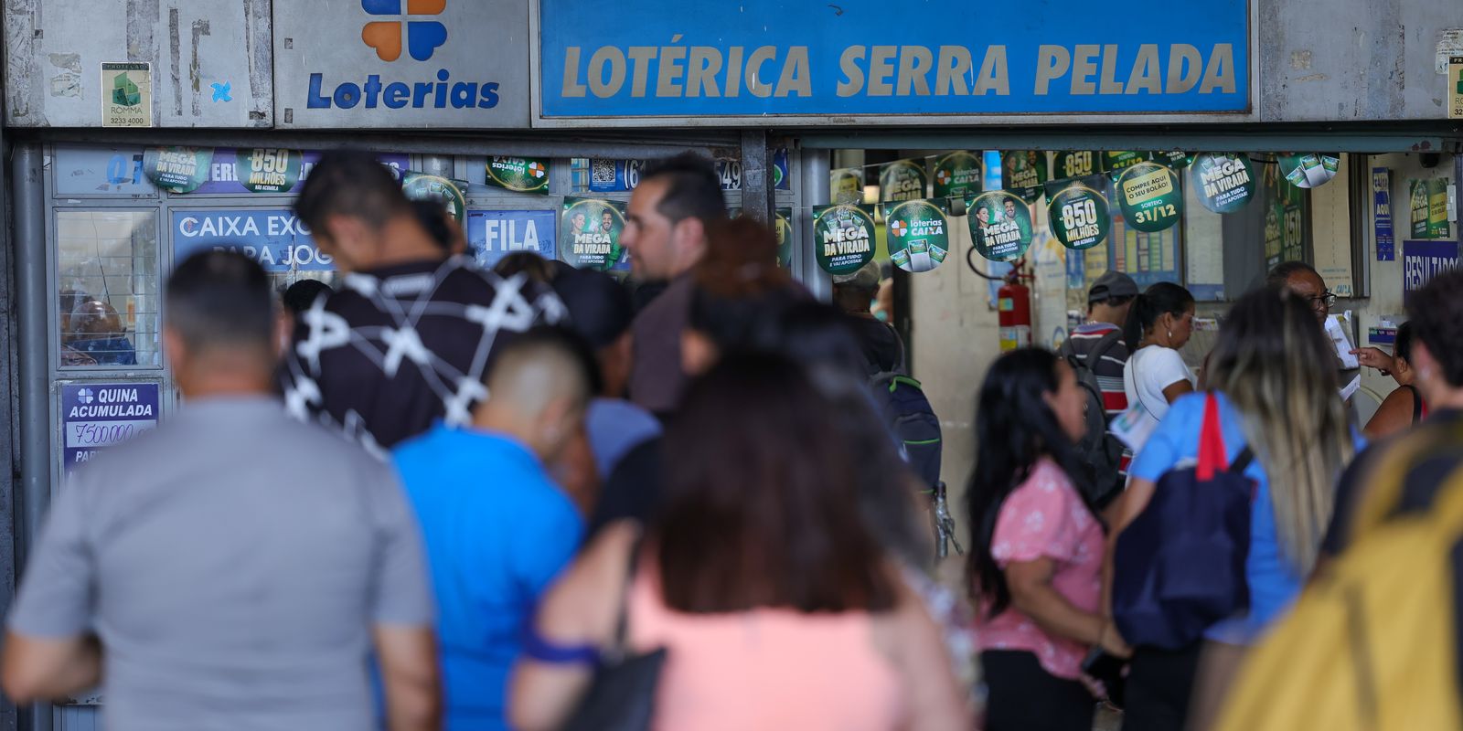 Mega-Sena acumula e sorteio pode pagar R$ 52 milhões; ninguém acerta as seis dezenas