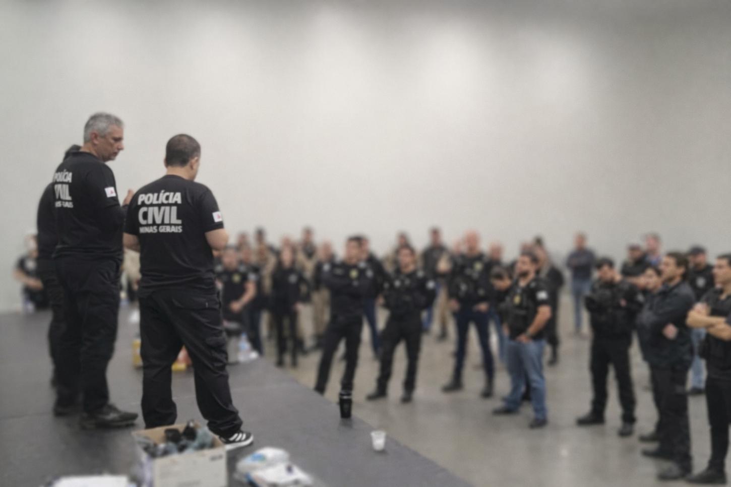 Operação Faetonte II prende 10 pessoas e apreende drogas e armas em Viçosa