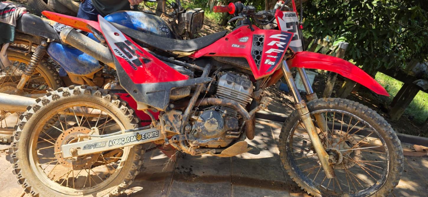Polícia de Meio Ambiente apreende motocicletas adulteradas em Cataguases