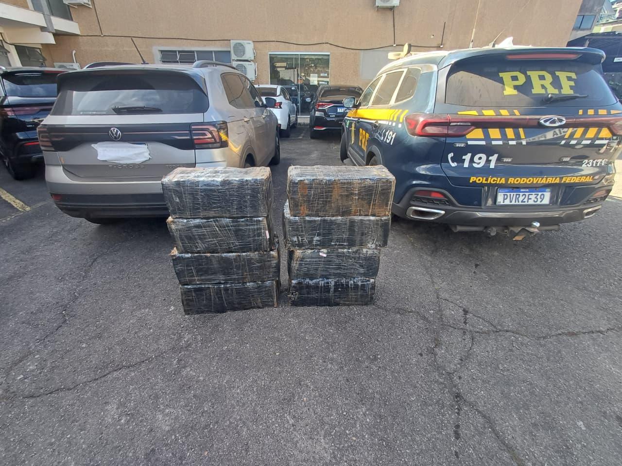 PRF apreende mais de 230 kg de maconha que abasteceriam Juiz de Fora e região