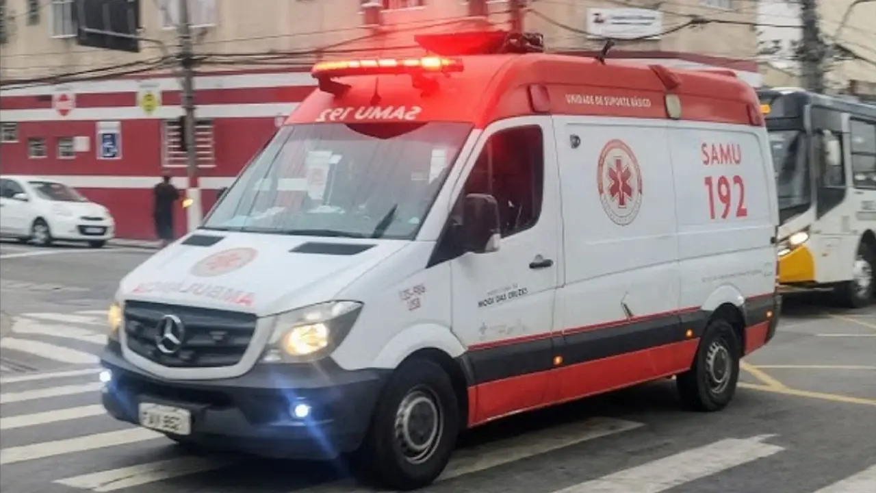 Acidentes deixam jovem morta e mobilizam SAMU em cidades da Zona da Mata