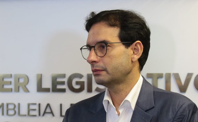 Audiência em Manaus aponta benefícios da redução da jornada de trabalho e fim da escala 6x1 para empresários
