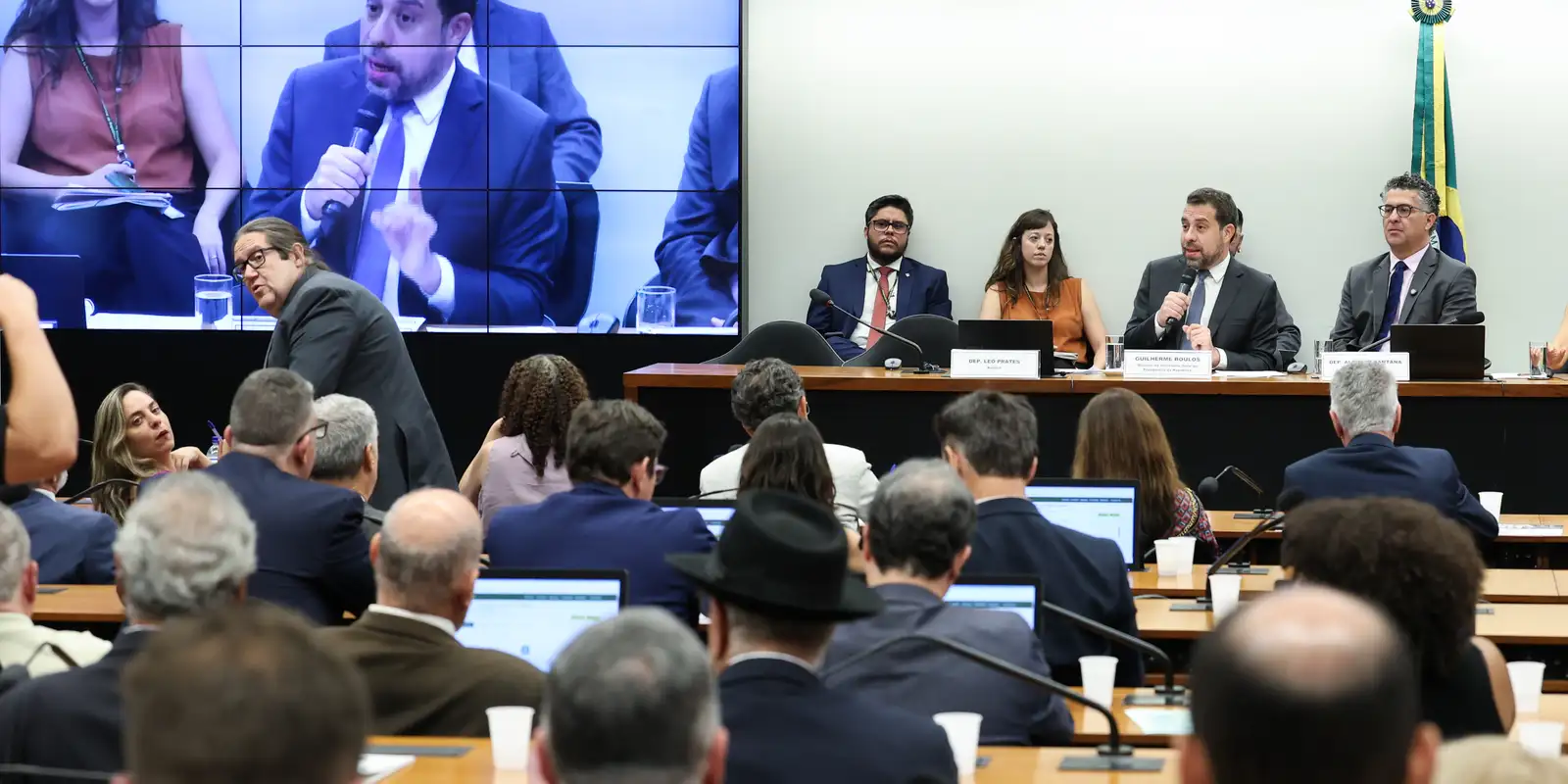 Boulos contesta compensações a empresas pelo fim da escala 6x1