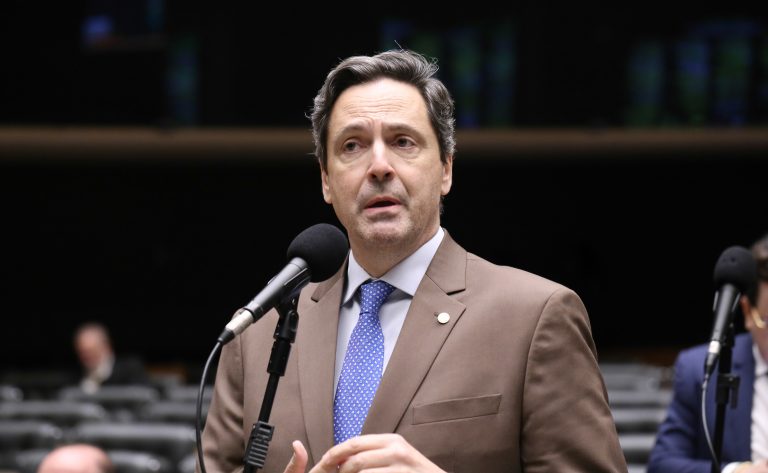 Comissão da Câmara aprova veto a meios de transporte de criminosos no território nacional