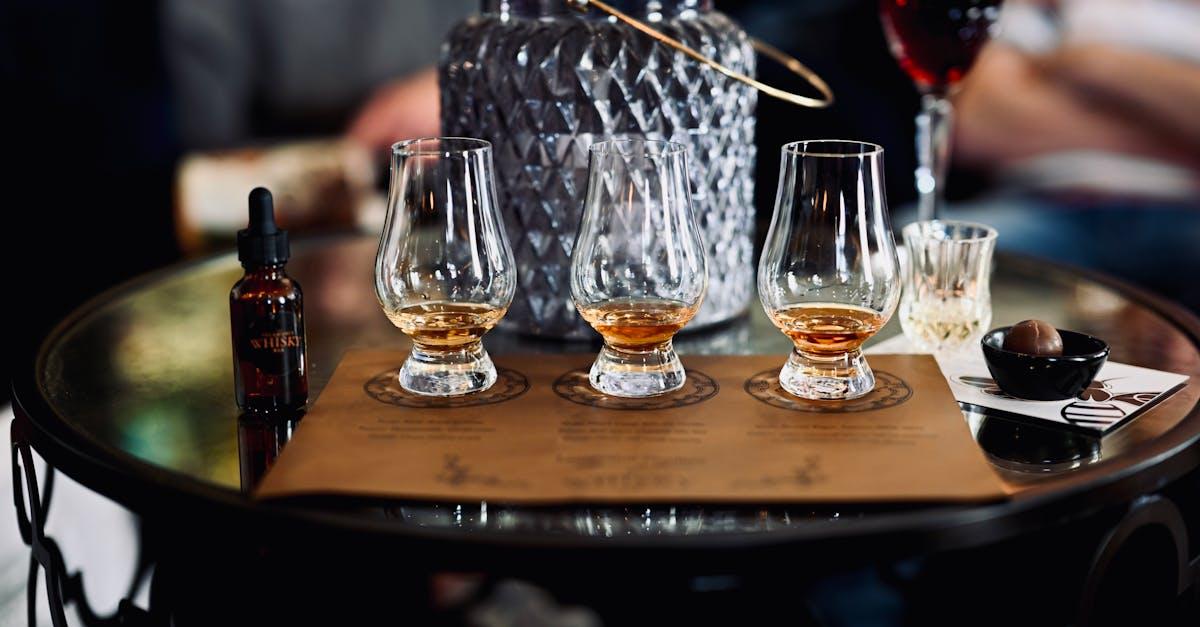 Dicas de degustação de whisky: Segredos que todo apreciador precisa saber!