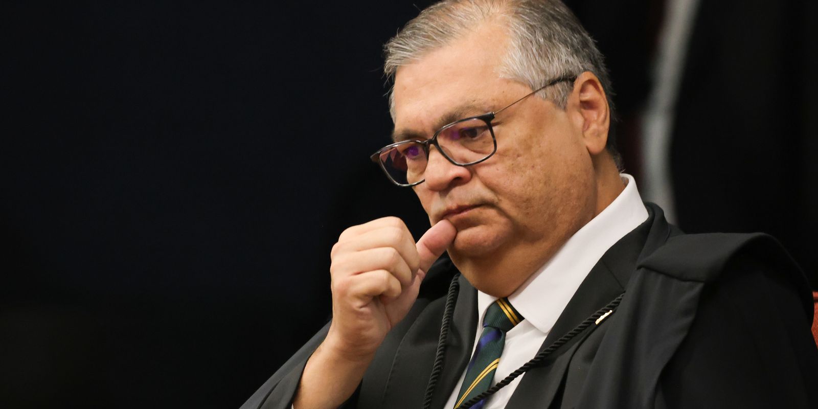 Ministro Flávio Dino questiona fiscalização de fundos de investimento e combate à lavagem de dinheiro