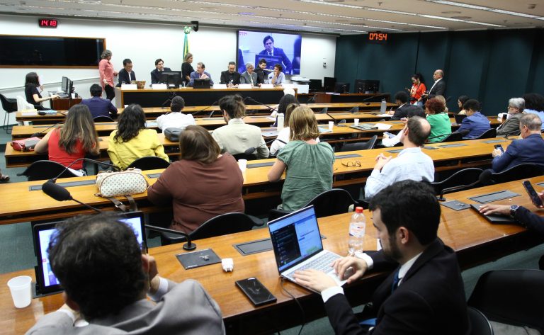 Especialistas propõem banimento total do mercúrio para combater crise ambiental e de saúde na Amazônia