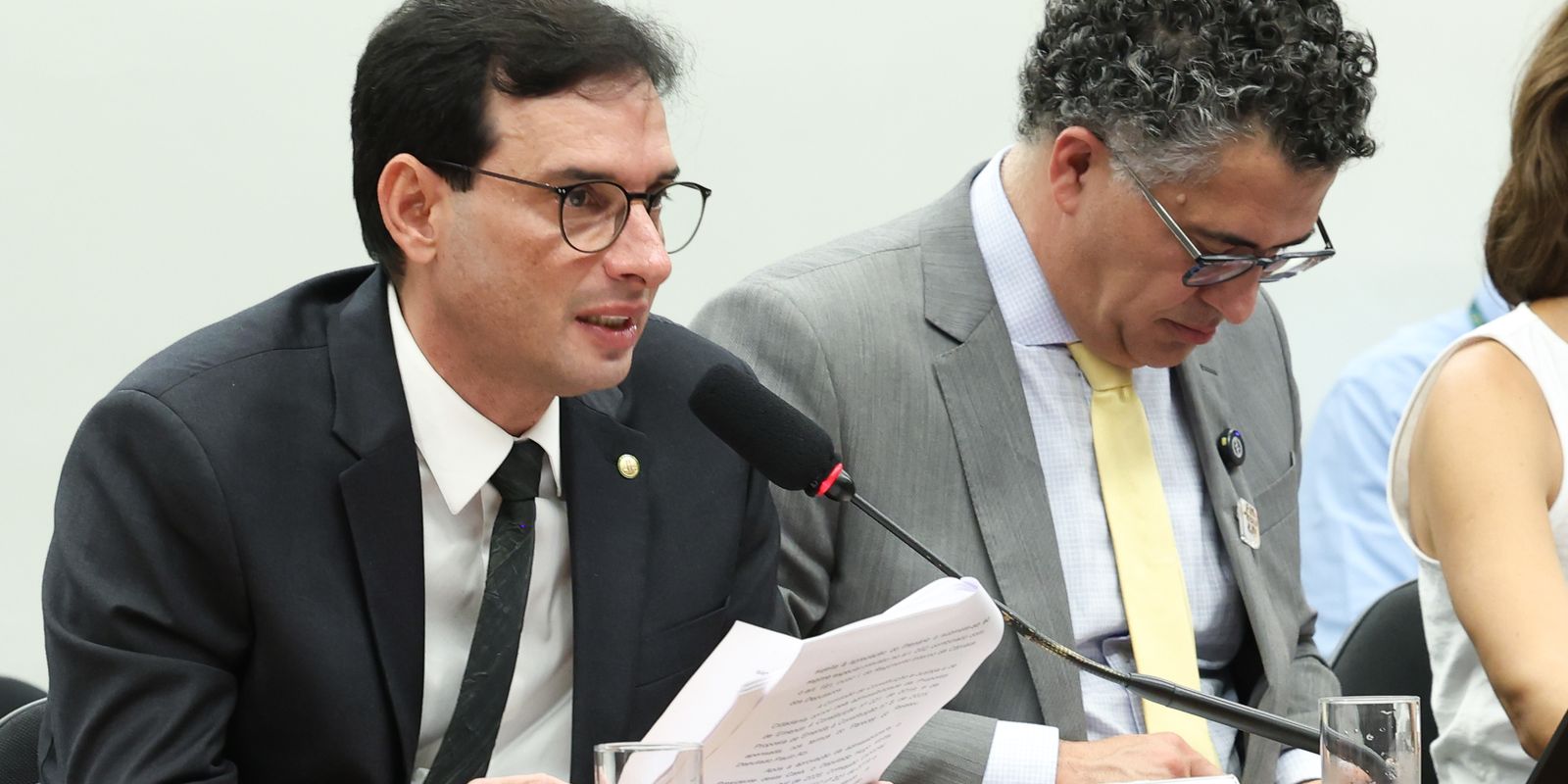 Relator da PEC 221/19 propõe fim da escala 6x1 com repouso semanal prioritário aos domingos