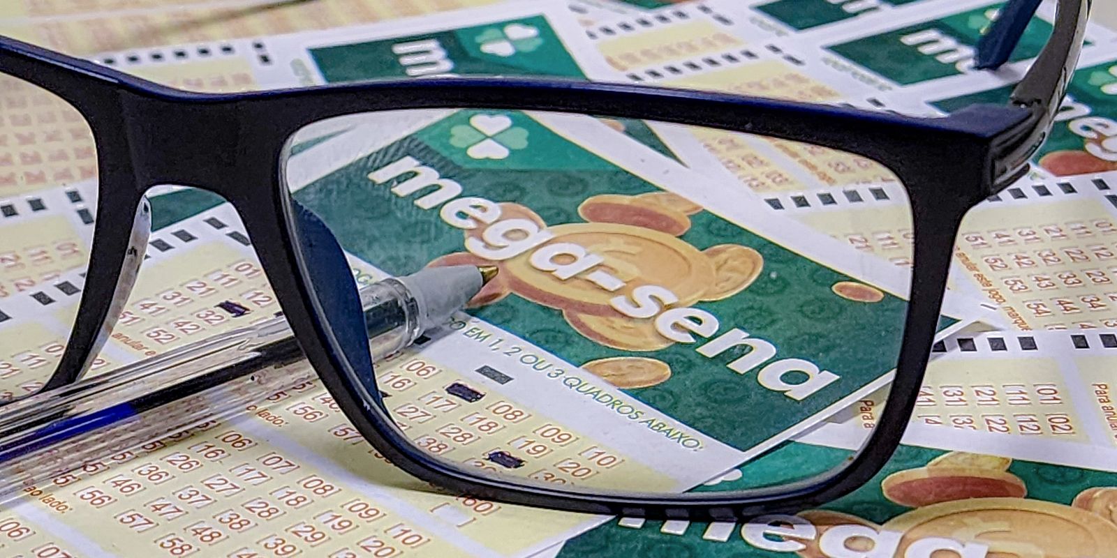 Sorteio da Mega-Sena pode pagar R$ 65 milhões neste sábado
